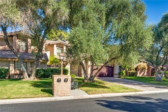 840 Pinehurst Dr in Las Vegas, NV - Building Photo - Building Photo