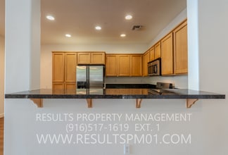 102 Monet Ln in Folsom, CA - Building Photo - Building Photo