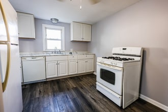 1130 Ardmore Ave SW in Canton, OH - Building Photo - Building Photo