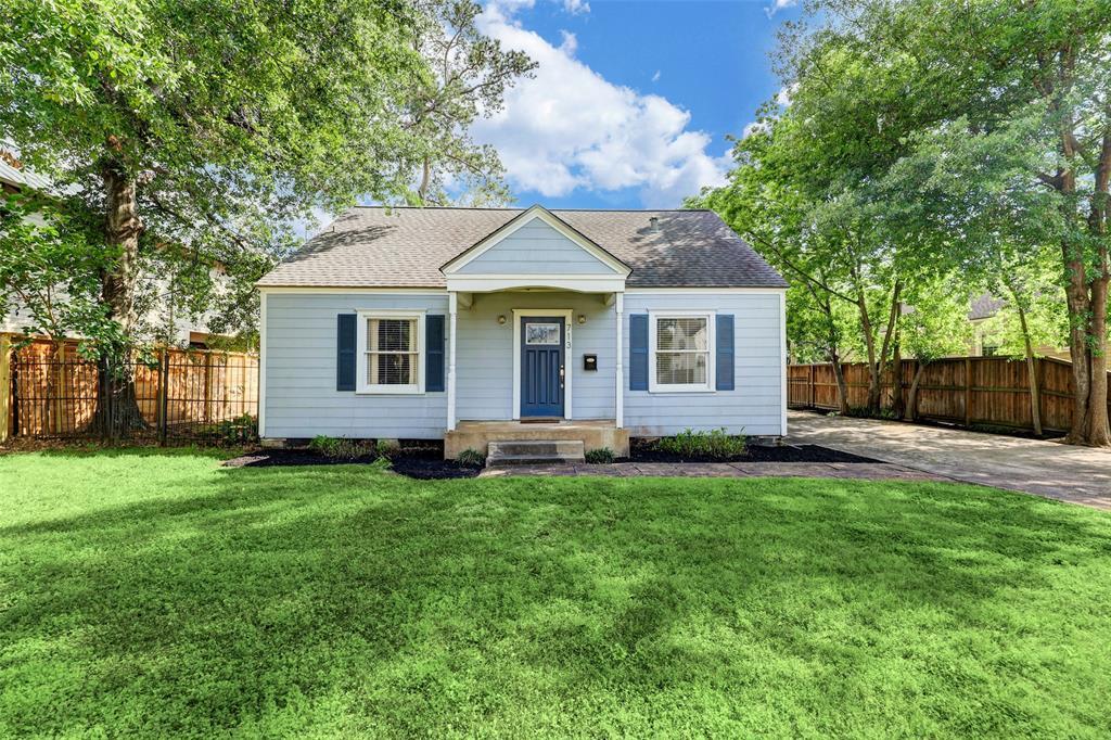 713 Sue Barnett Dr in Houston, TX - Building Photo