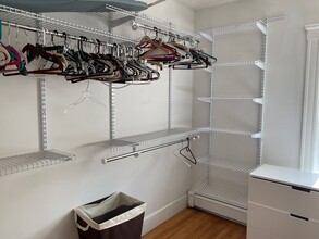 40 Bellvale St, Unit 1 in Malden, MA - Foto de edificio - Building Photo