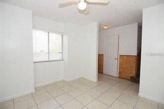 2332 Huntington Green Ct in Orlando, FL - Foto de edificio - Building Photo