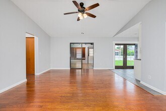 112 N Paul Revere Dr in Daytona Beach, FL - Building Photo - Building Photo