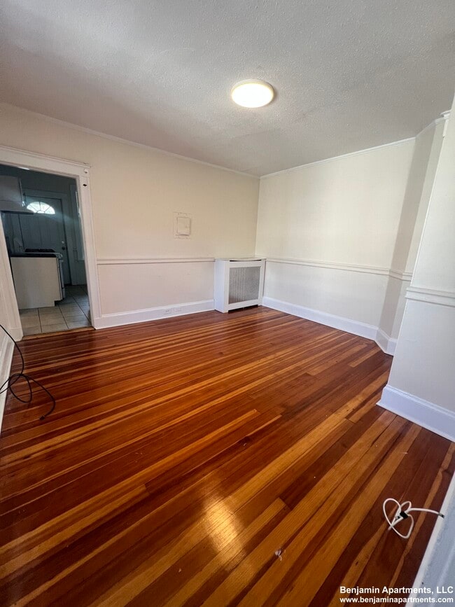 property at 9 Barrows St