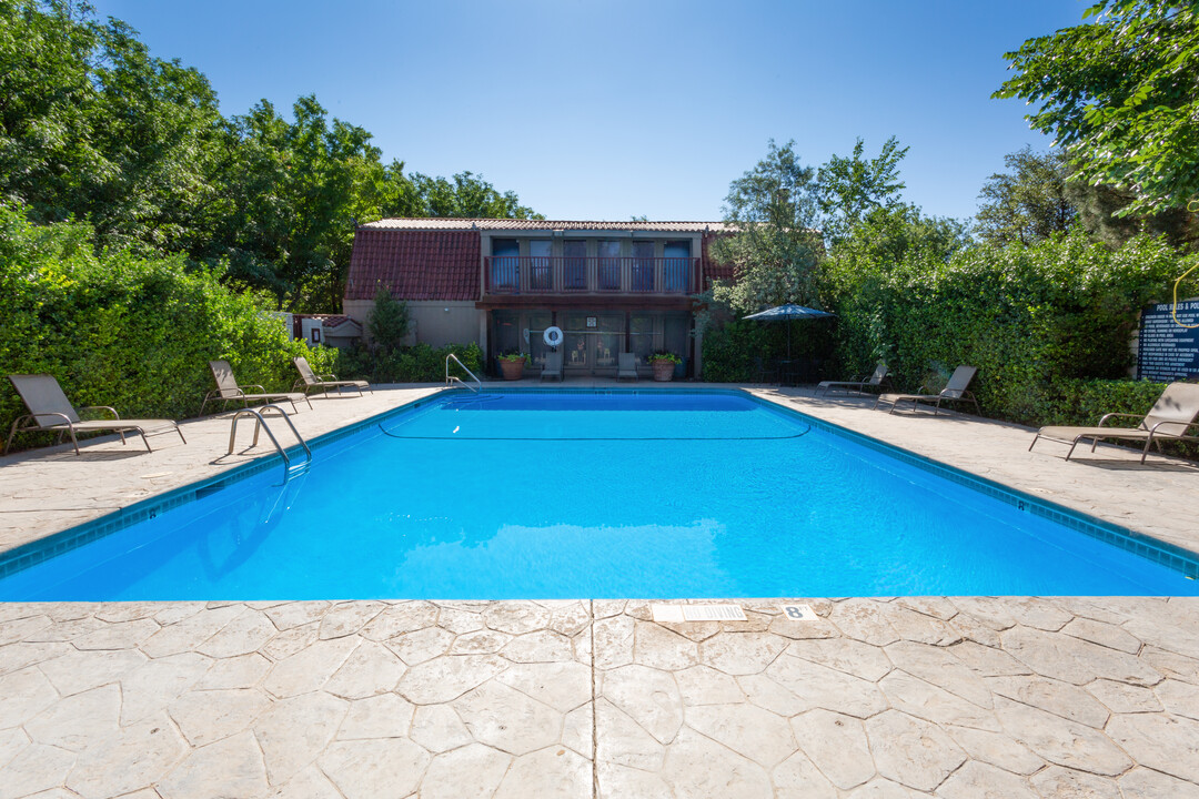 Deerfield Village Apartments in Lubbock, TX - Foto de edificio