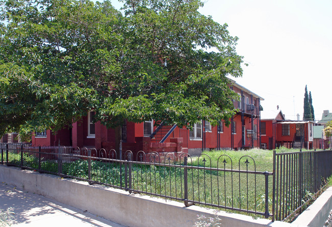 1114 E Rio Grande Ave in El Paso, TX - Building Photo - Building Photo