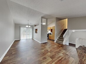 5127 Galbraith Cir in Stone Mountain, GA - Building Photo - Building Photo