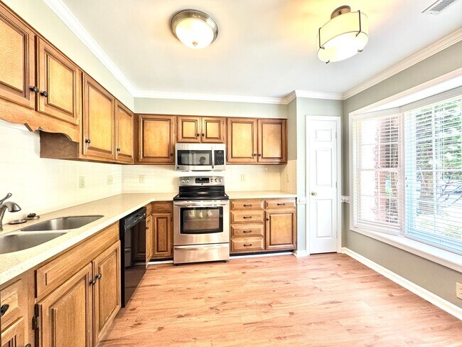 1119 Summer Pl in Greensboro, NC - Building Photo - Building Photo