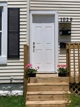 1029 Walker Ave NW in Grand Rapids, MI - Building Photo - Building Photo