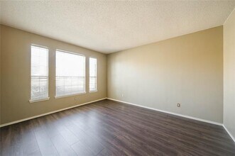 1384 Wentworth Dr in Lewisville, TX - Building Photo - Building Photo