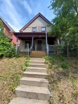 3416 W Walnut St in Milwaukee, WI - Building Photo