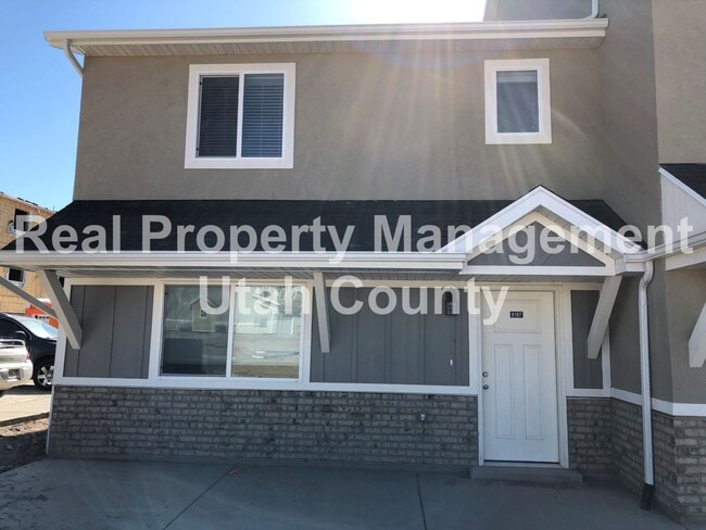8187 Broken Spoke Ln