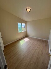 66 E McFarlane Dr in Ventura, CA - Building Photo - Building Photo