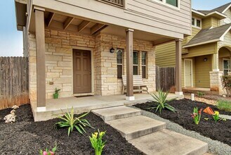 4604 Esper Ln in Austin, TX - Building Photo - Building Photo