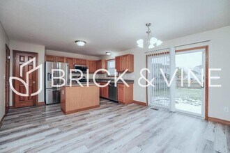 362 Millett Dr in Galloway, OH - Building Photo - Building Photo