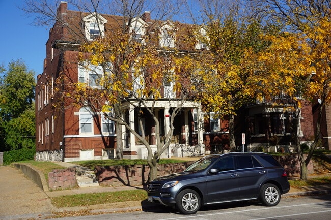 property at 2027 Russell Blvd