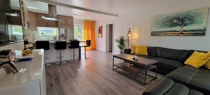 4154 SW 49th St in Fort Lauderdale, FL - Building Photo - Building Photo