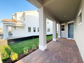 13270 Bromborough Dr in Orlando, FL - Building Photo - Building Photo