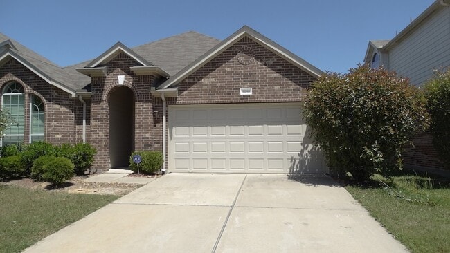 property at 3015 Acacia Fair Ln