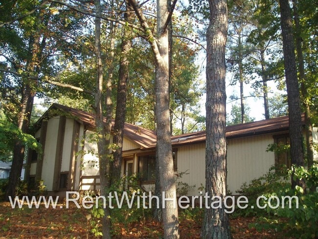 6913 Springwood Dr in Douglasville, GA - Building Photo - Building Photo