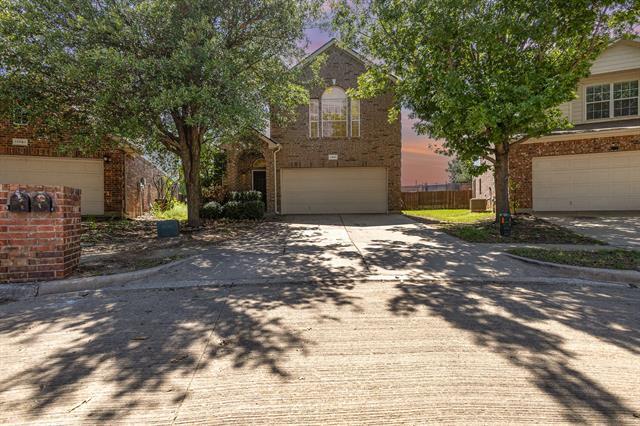 property at 11801 Cottontail Dr