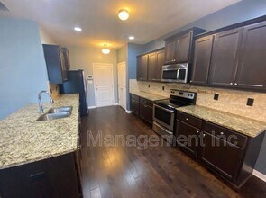300 Ousley Way in Perry, GA - Foto de edificio - Building Photo