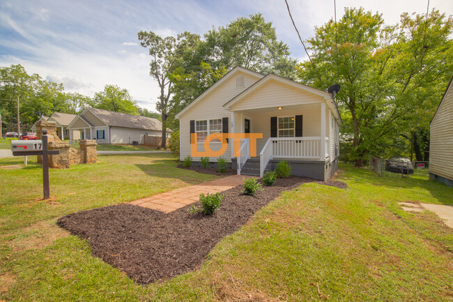 17 Ellendale Ave in Greenville, SC - Building Photo - Building Photo