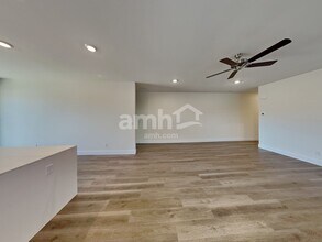 846 English Primrose St in Henderson, NV - Building Photo - Building Photo
