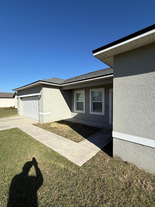 213 Cimarron Dr in Poinciana, FL - Building Photo - Building Photo