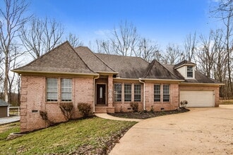 2620 Elm Creek Rd in Nesbit, MS - Foto de edificio - Building Photo