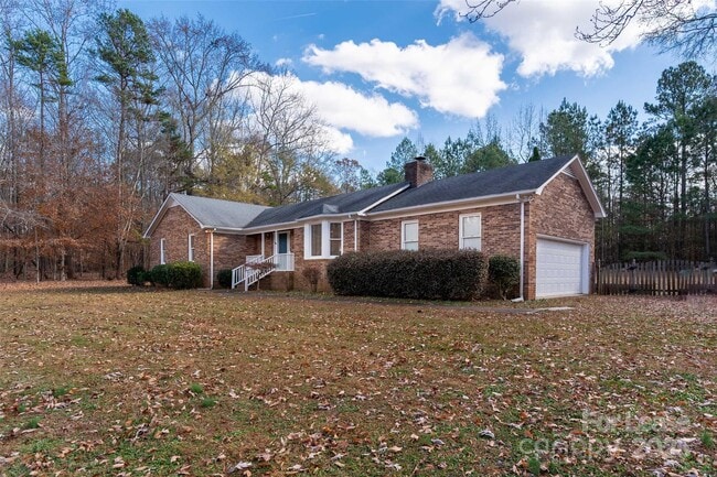 4601 Linda Kay Dr in Waxhaw, NC - Building Photo - Building Photo