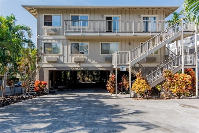 property at 75-5754-5754 Alahou St