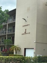 13455 SW 9th Ct in Pembroke Pines, FL - Building Photo