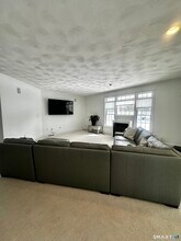 9 Leeward Ln in Groton, CT - Building Photo - Building Photo