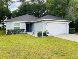 1600 Mayaro Ct in Mascotte, FL - Building Photo