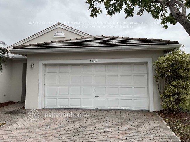 property at 4929 SW 33rd Ave