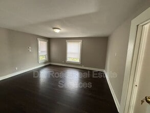 335 Watervliet Ave in Dayton, OH - Building Photo - Building Photo