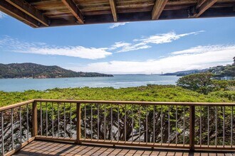 24 Linda Vista Ave in Tiburon, CA - Building Photo - Building Photo