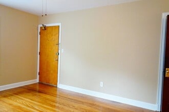 8406 Greenwood Ave in Takoma Park, MD - Building Photo - Building Photo