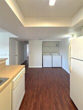 3610 N 56th Ave in Hollywood, FL - Building Photo - Building Photo