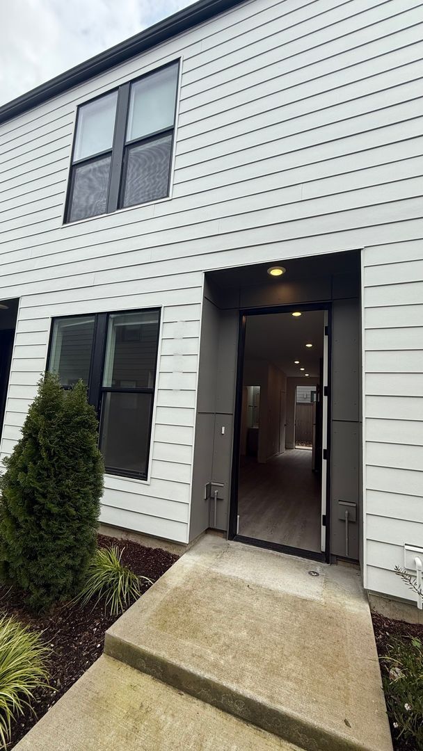 property at 7568 N Emerald Ave