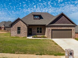 17404 Crooked Oak Dr in Sherwood, AR - Building Photo