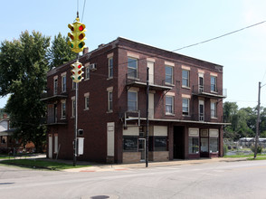 904-908 Putnam Ave in Zanesville, OH - Foto de edificio - Building Photo