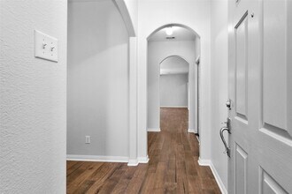 30831 W Lost Creek Blvd in Magnolia, TX - Building Photo - Building Photo