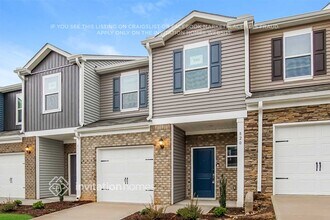 820 Holiday Pk Ln in Knightdale, NC - Building Photo - Building Photo