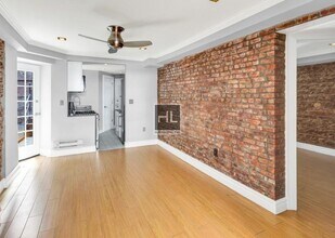 West 97th Street, Unit 5N in New York, NY - Building Photo - Building Photo