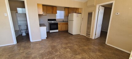 8817 Lawson St in El Paso, TX - Building Photo - Building Photo