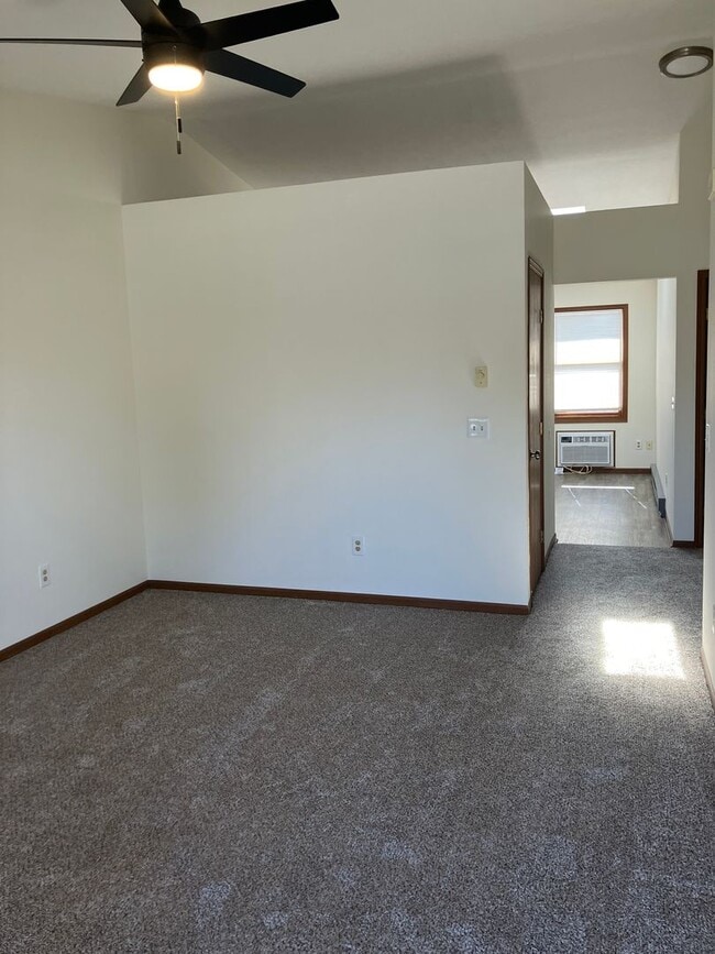 665 Mumford Dr in Troy, OH - Building Photo - Building Photo