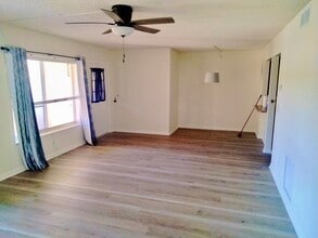 4956 Sable Pine Cir, Unit D-1 in West Palm Beach, FL - Foto de edificio - Building Photo