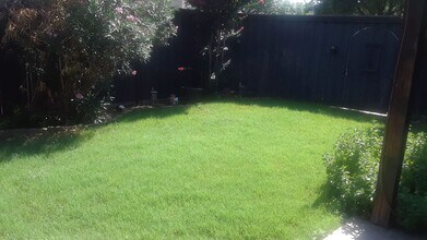 5905 Longo Dr in The Colony, TX - Building Photo - Building Photo